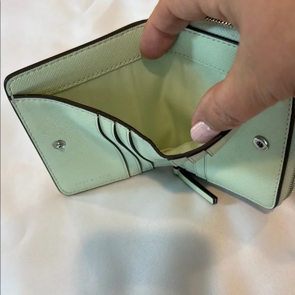 NWT Tory Burch Light Green Card Holder - Picture 5 of 5